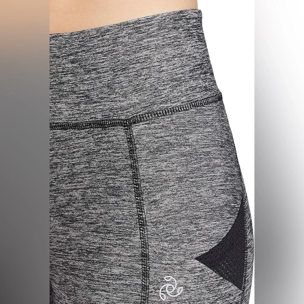 Jockey Women's Leggings with Side Pockets and Stay‎ Dry Technology